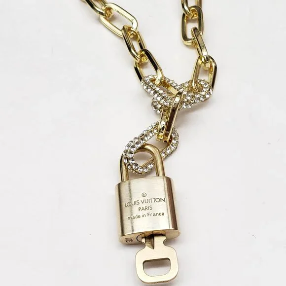 Authentic Louis Vuitton Lock & Key w/ Unbranded Gold Plated Gold Chain Necklace - Picture 5 of 8